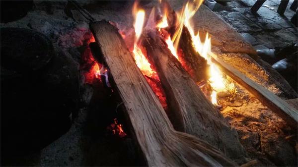 【民俗文化】洛塘丧葬习俗中的跪香 第2张